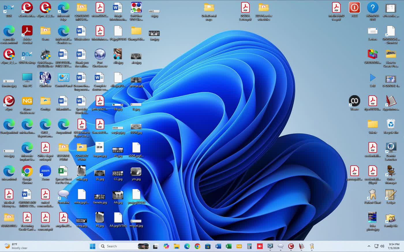 Windows desktop with CliniView icon